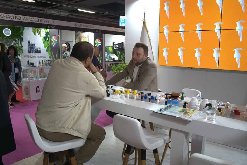 OnePlus Packaging Participation in Beauty Istanbul Exhibition 2024 (4)